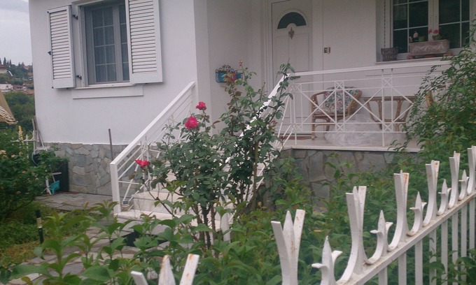Istiaia-Aidipsos Apartment | ELENI'S VILLAGE RELAXATION HOME