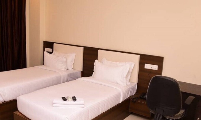 Brookefield Apartment | Elephant Suites Brookefield # 14