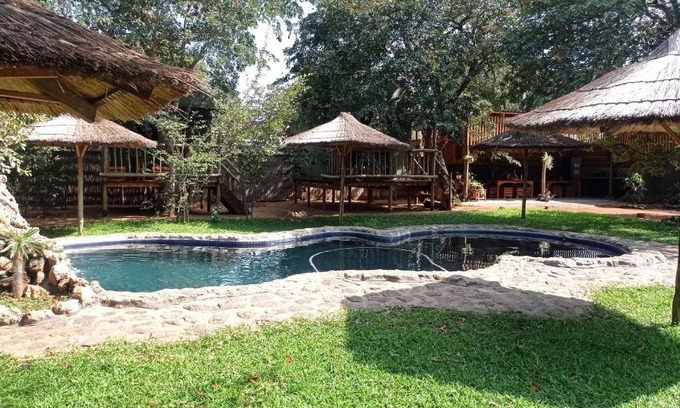 Kasane House | Elephant Trail Guesthouse and Backpackers