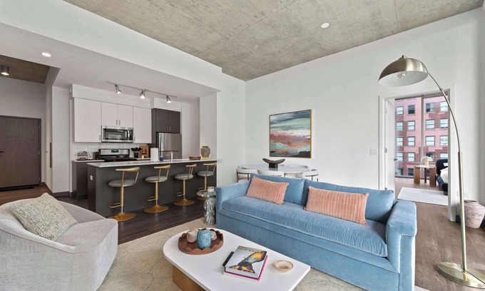 The Loop Apartment | Elevated 2BR Retreat + Balcony with Bean Views