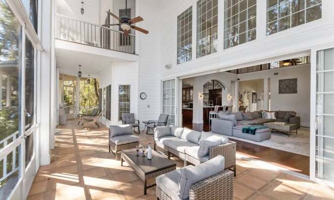 Pomona Park House | Eleven bedroom house in United States of America, Pomona Park