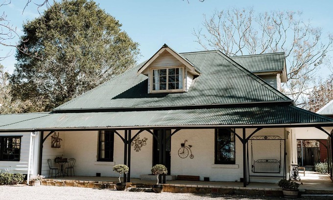 Coolangatta House | Eleven Eighty a truly magical experience