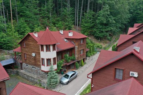 Turya Paseka Bed & Breakfast | Elf-cottage