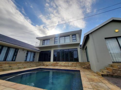 Beacon Bay Bed & Breakfast | Elf INN