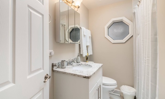 Elgin House | Elgin FHS Rental - Jay St