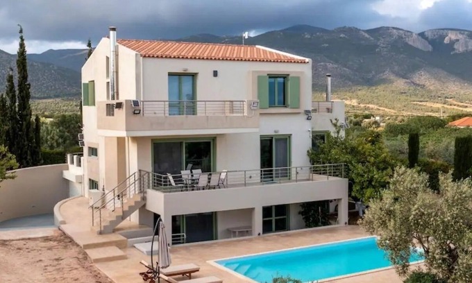 Platistomo Villa | Elia Country House VillanA 3 level villa with private pool, hosts up to 9 guests