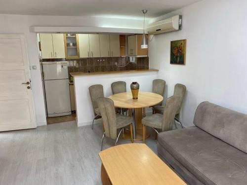Veles Apartment | Elizabeta Apartment