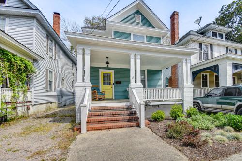 Elizabeth City House | Elizabeth City Home with Fire Pit Less Than 1 Mi to Downtown