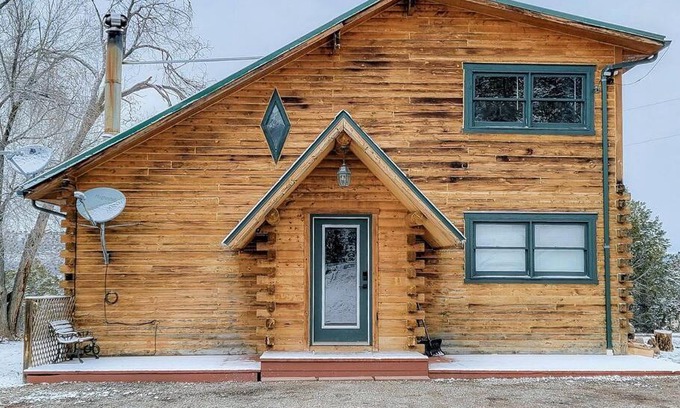 New Castle House | Elk Heights