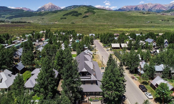 Crested Butte Cabin | Elk Mountain Lodge