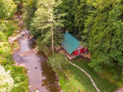 Banner Elk House | Elk River Fish Lodge at Eagles Nest