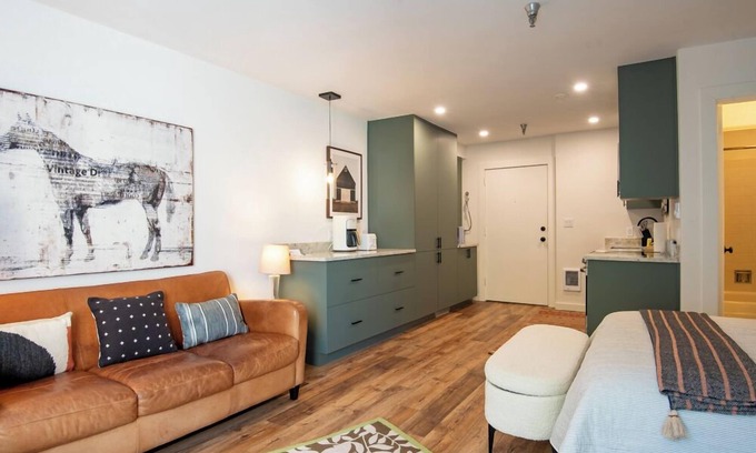 Elkhorn Village Condo | Elkhorn Village 2079 - New Listing! Access to Elkhorn Amenties