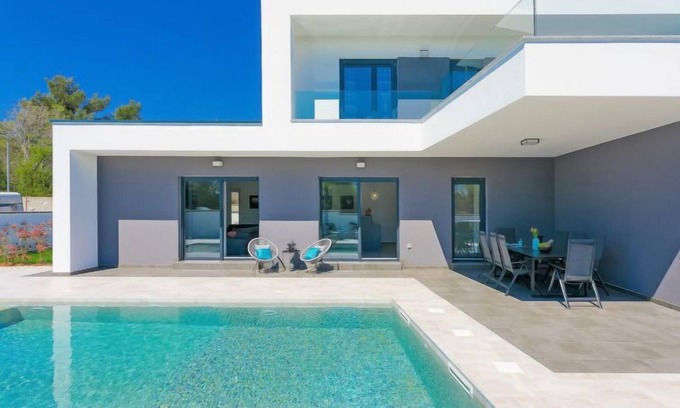 Premantura House | Ella Premantura by Interhome