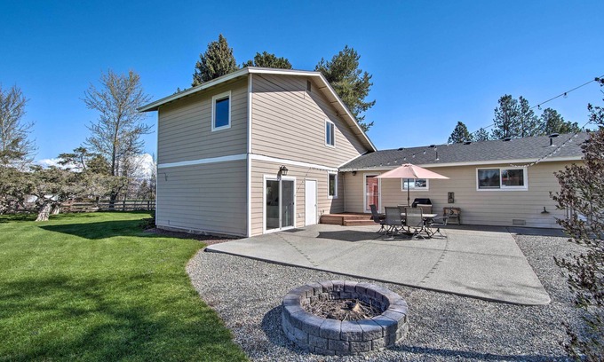 Ellensburg House | Ellensburg Home w/Mountain Views on 3 Acres!