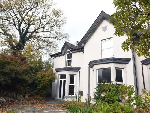 Newland Near Ulverston House | Ellie's Lodge