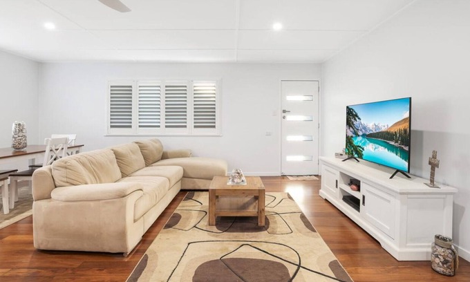 Elliott Heads House | Elliott Heads Beach Retreat