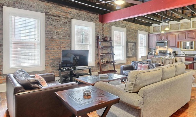 Historic District - North House | Ellis Square Loft