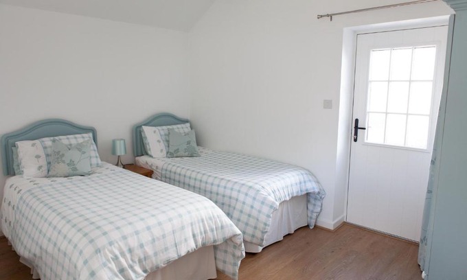 Cotebrook Ski Chalet | Elm Cottage Touring Park