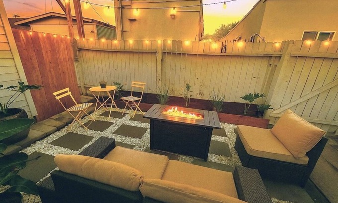 Harbor House | Elms Edge, Game Room, AC, 10 Minutes to the Beaches, Private Parking, 2 bedrooms