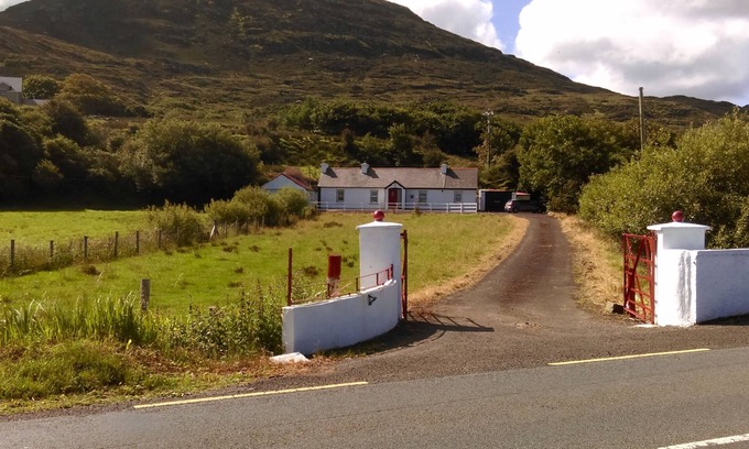 Ballyliffin House | Elnan Cottage - A quiet escape