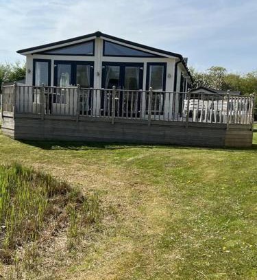 Wisbech Ski Chalet | Elora's Dream