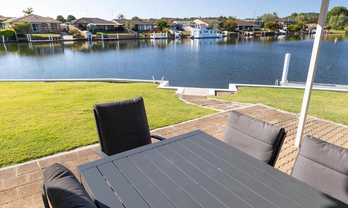 Forster House | Elouera Crescent