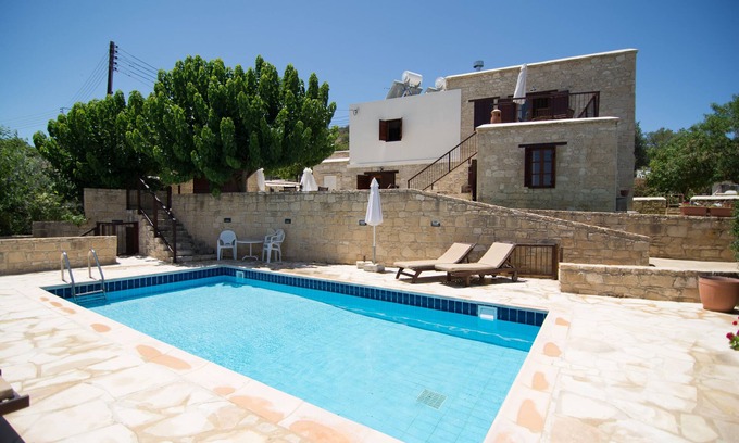 Goudi Apartment | Elpida's Stone Houses