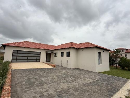 Vaal Marina Apartment | Elroi Estates