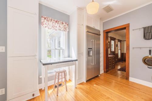Fair Plain House | Elsie