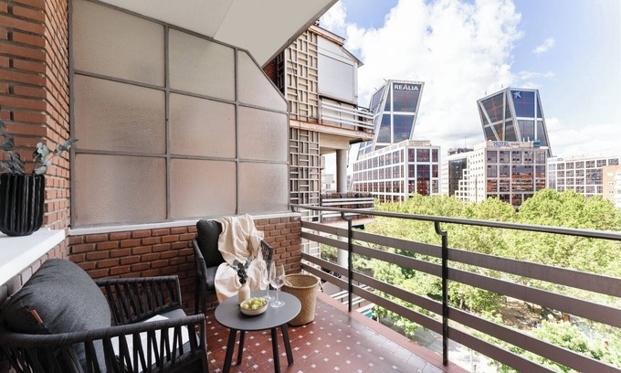 Cotos Apartment | Eluna - 1 bedroom and balcony in Nueva España