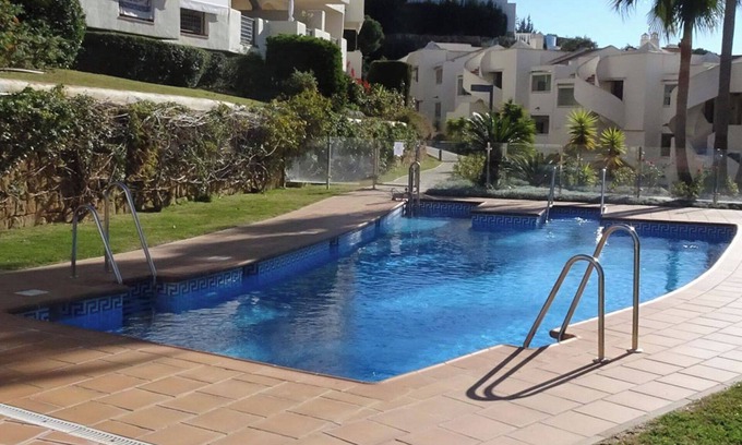 Elviria Apartment | Elviria 2-Bed Apt, Sleeps 4, Pool, 20m to Beach
