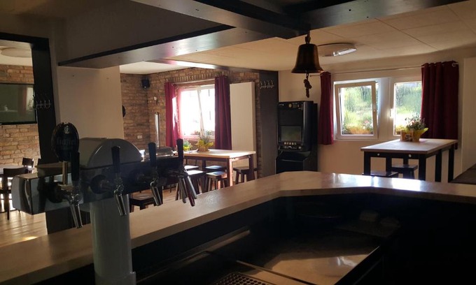 Euskirchen Hotel | em Dorfkrug