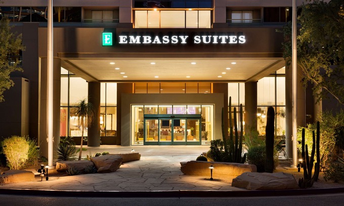 Encanto Hotel | Embassy Suites by Hilton Phoenix Downtown North