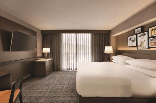 Richmond Hotel | Embassy Suites by Hilton Richmond