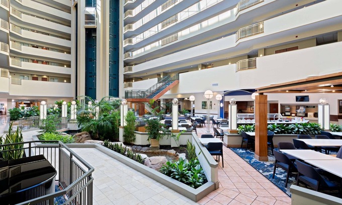 Bearss Plaza Hotel | Embassy Suites by Hilton Tampa USF Near Busch Gardens