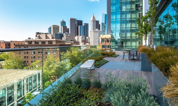 Pioneer Square Hotel | Embassy Suites by Hilton Seattle Downtown Pioneer Square