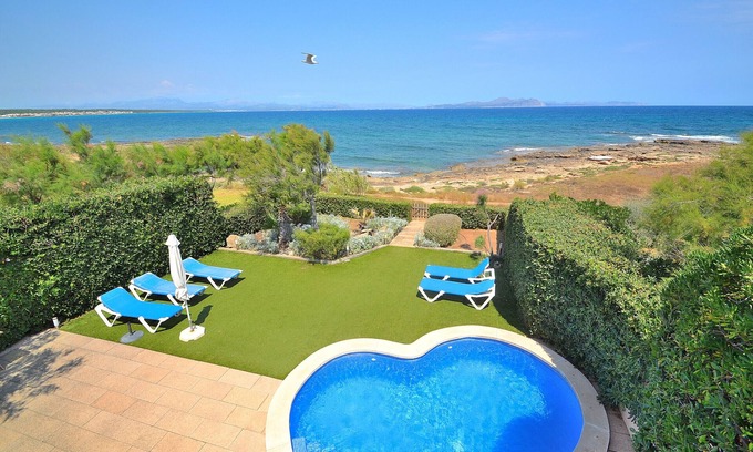 Urbanizacion S'Estanyol Villa | Embat 017 villa with private pool and direct access to the sea, garden and air conditioning