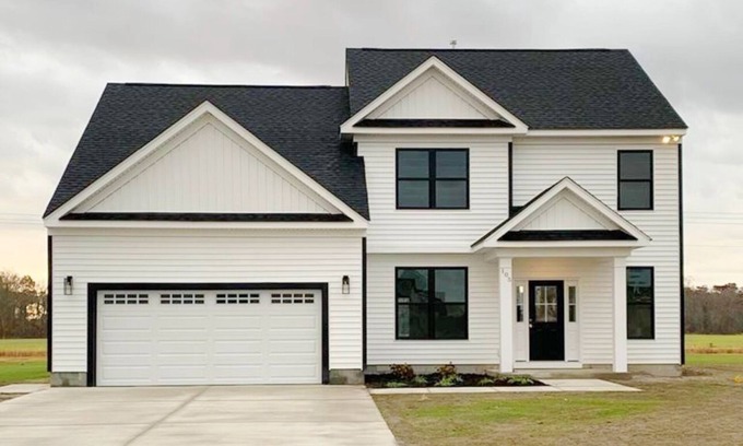 Elizabeth City House | Embrace Tranquility: A modern retreat home where serenity meets style