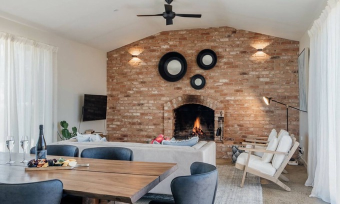 Evandale House | Embracing Evandale ITAS
