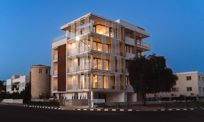 Universal Apartment | Emerald 301 2 BED - Two Bedroom Apartment, Sleeps 4