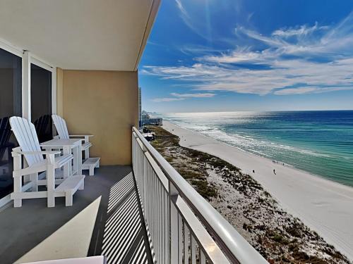 Panama City Beach Apartment | Emerald Beach #1028