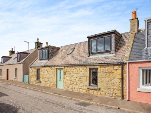 Burghead House | Emerald Cottage