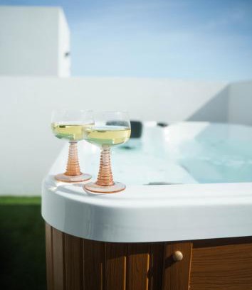 Corralejo Apartment | Emerald Suite Plaza