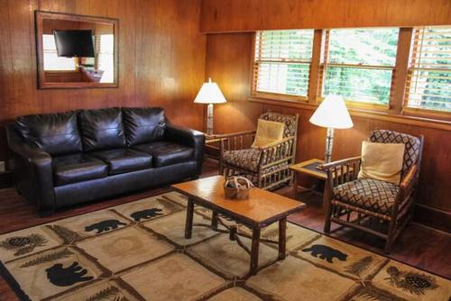 Pittman Center House | Emma's Cottage #537