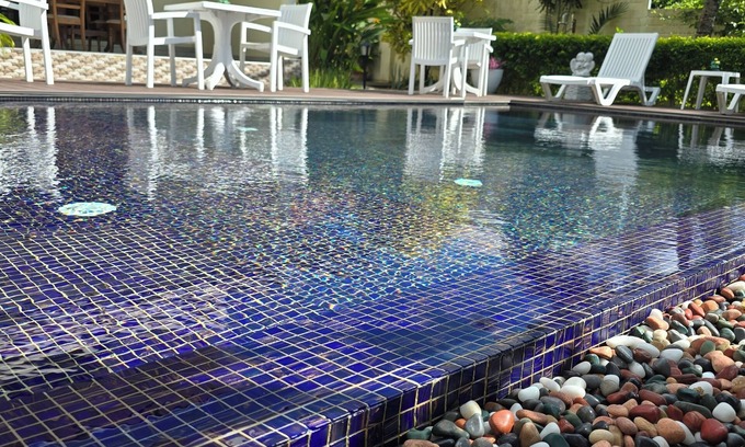 Mahe Island Villa | Emma's Self-catering Villa : 3-ensuite bedrooms, pool, garden & nearby beaches.