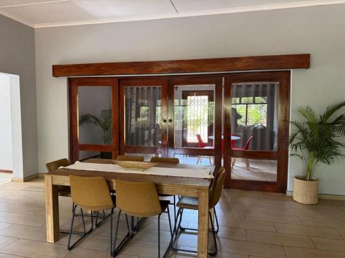 Malelane Apartment | Emoyeni Malelane Lodge