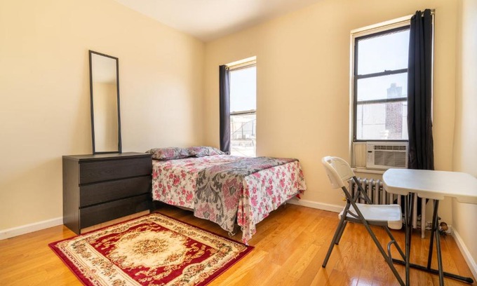 Crown Heights House | Empire Blvd Guest House
