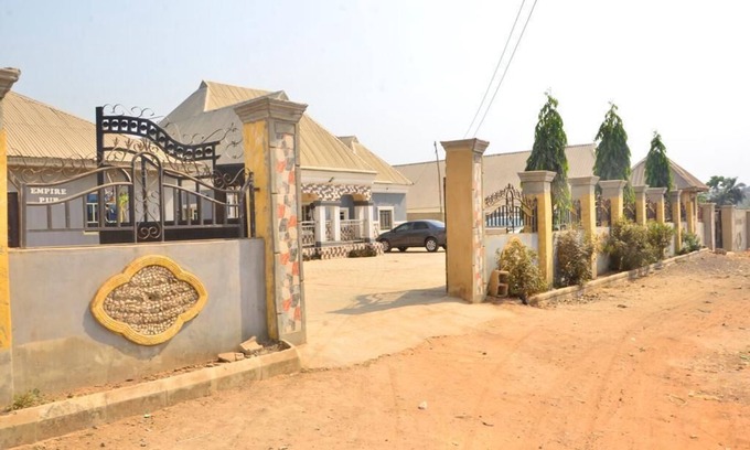 Ikole Hotel | Empire Hotel Gardens