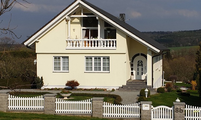 Meisdorf Apartment | Enjoy togetherness and escape from everyday life! Relaxation and pure relaxation!
