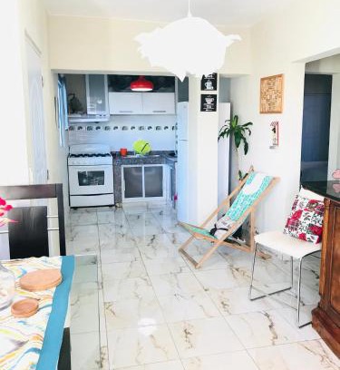 Villa Espana Apartment | En el corazón de la romana con a/c, wifi, luz y gas incluido.